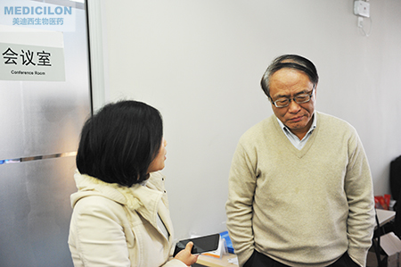 玩彩网临床前副总裁顾性初博士为与会者答疑解惑