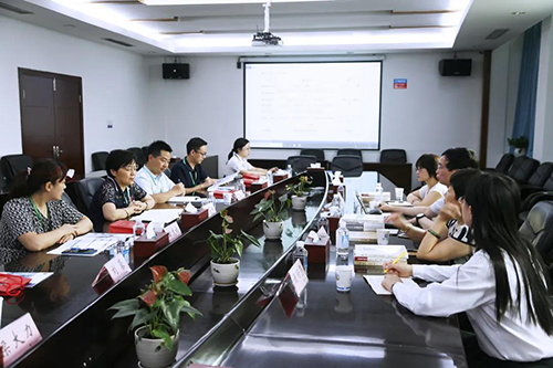 聚会中玩彩网与人福药业就以后的相助偏向举行了深入探讨